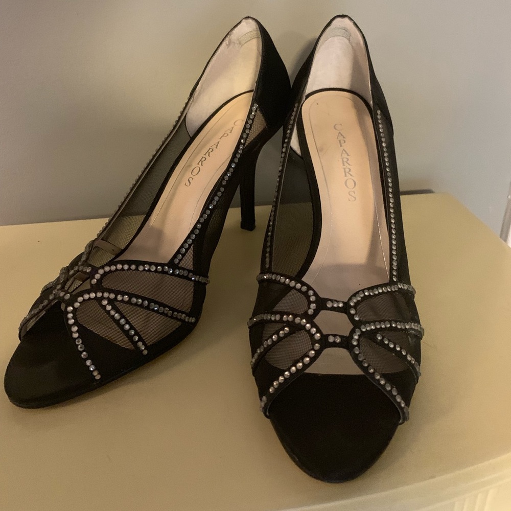 Evening shoes